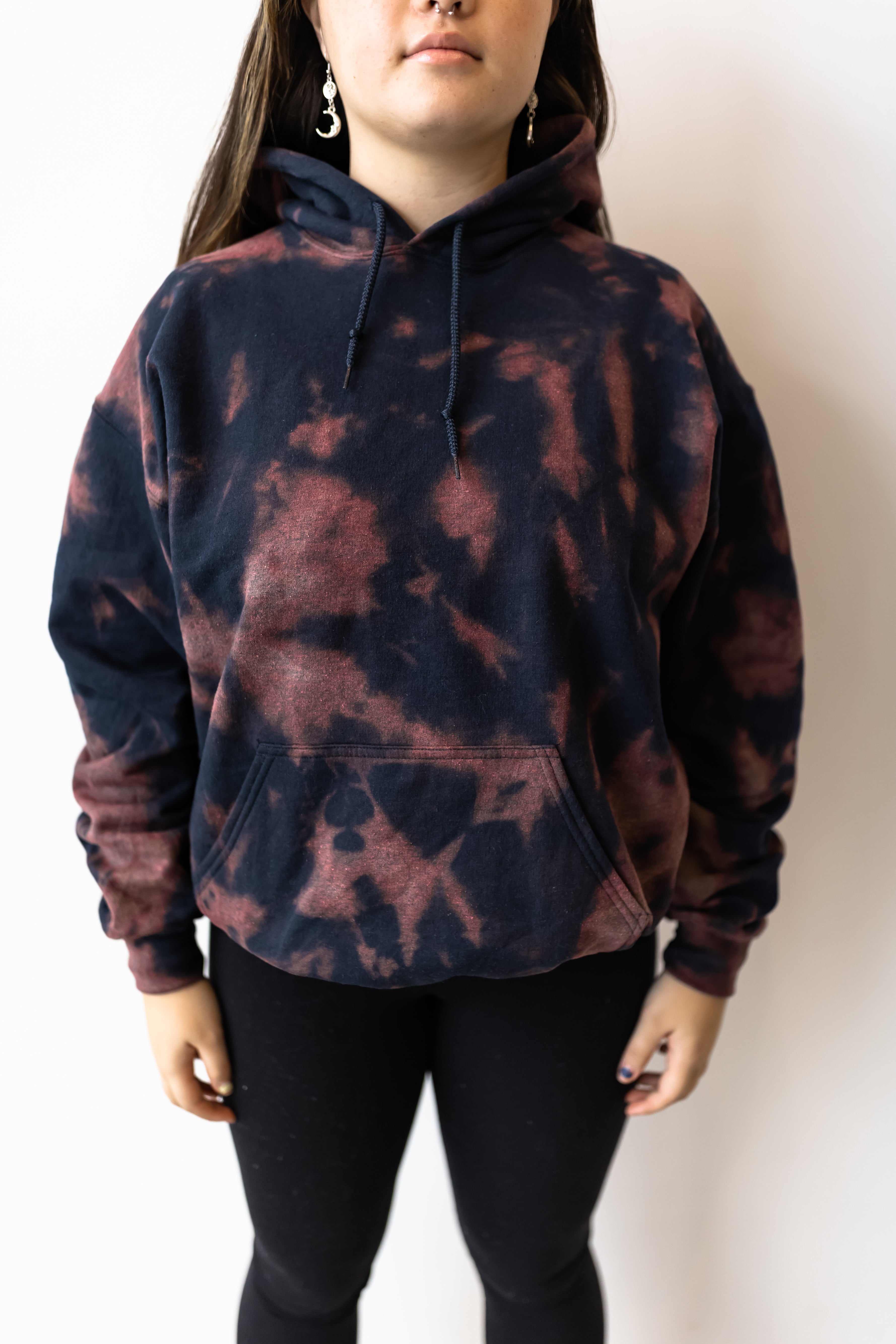 Navy bleached online sweatshirt